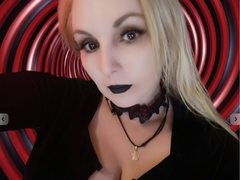 DeeDelight4u from ImLive