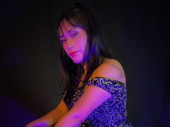 Dhaniela_Naugthy - female with black hair and  big tits webcam at ImLive