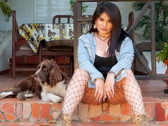 ElektraOconnor - female with black hair webcam at ImLive