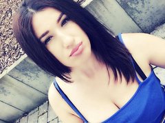 Dirtyannaxxxxx666 - female with brown hair and  big tits webcam at ImLive