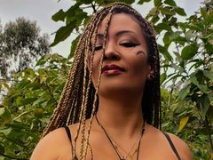 DivaMarie - female with brown hair and  big tits webcam at xLoveCam