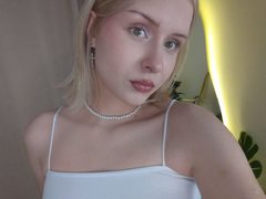 DollyMoriss from ImLive