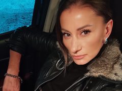 DesiredMistress-hot from xLoveCam