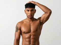 Dominik_HOT from ImLive