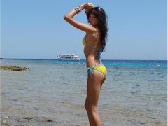 DreamNataBB - female with black hair and  small tits webcam at ImLive