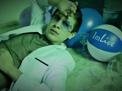 dreichwe18 - male webcam at ImLive