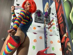 EleanorStylee - female with black hair and  small tits webcam at ImLive