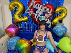 EleanorStylee - female with black hair and  small tits webcam at ImLive