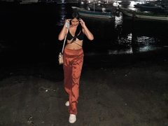 ElenaWood - female webcam at ImLive