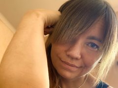 EllaPearlie - female with red hair and  small tits webcam at xLoveCam