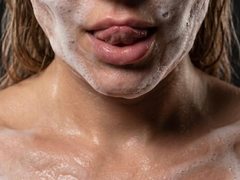 ElleRoyale from LiveJasmin