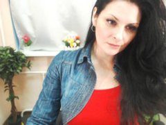 ElliDreams1 - female with black hair and  big tits webcam at ImLive