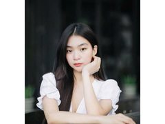 Elly_Rose from ImLive