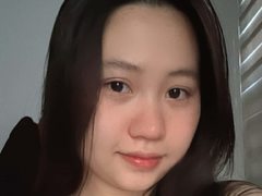 Emily688Hot - female webcam at ImLive