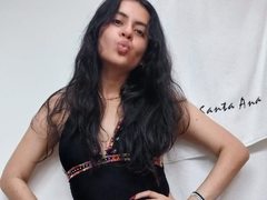 EmilyBuu - female with black hair webcam at ImLive