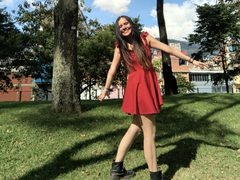 EmilyBuu from ImLive