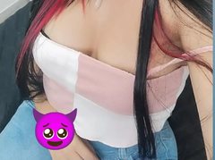 EmilyHansel468 - female with black hair and  big tits webcam at ImLive