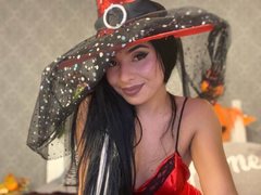 jadeabiadick - female with black hair and  small tits webcam at ImLive