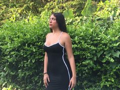 Emma_Robinson - female with brown hair and  small tits webcam at ImLive