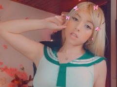 EmyliRosse - blond female webcam at xLoveCam