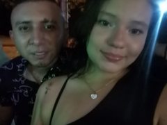 Emyys00888 - couple webcam at ImLive