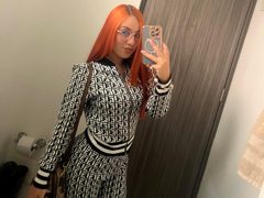 emmawatBuddy - female with red hair webcam at ImLive