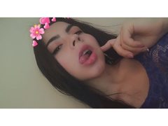 AlexandraAron - female with black hair and  big tits webcam at LiveJasmin