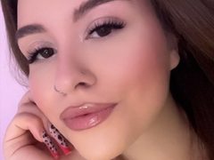 ErikaPinkyy - female with red hair webcam at ImLive