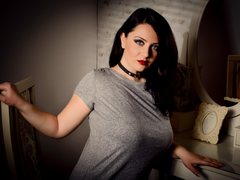 EstelaRusso - female with black hair and  big tits webcam at ImLive