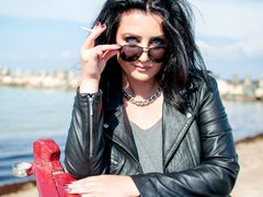 EstelaRusso - female with black hair and  big tits webcam at ImLive