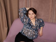 EsterFraser - female with brown hair and  small tits webcam at LiveJasmin
