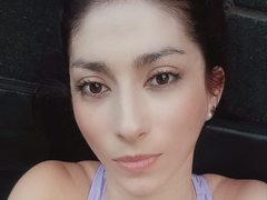 estefanniaa - female with black hair and  small tits webcam at ImLive