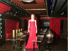 eTemptress - blond female webcam at ImLive