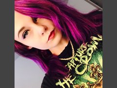 Lizzeth666 - blond female webcam at ImLive