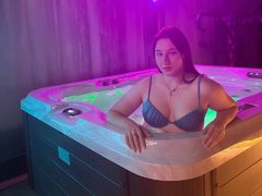 Eva_Charm from ImLive