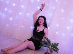 Eve_Moore - female with red hair and  big tits webcam at ImLive
