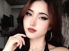 EvelynLamberPlay from ImLive