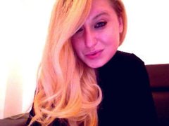MsChelle4Pervs - blond female with  big tits webcam at ImLive