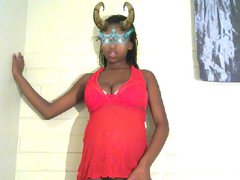 fatcreamcuntt - female with black hair webcam at ImLive