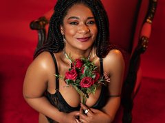 FernandaLaguna - female with black hair and  big tits webcam at LiveJasmin