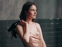 FionnaSweet - female webcam at ImLive