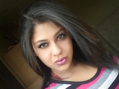 fierce798 - female with brown hair and  small tits webcam at ImLive