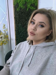 Flawlessxx - blond female with  big tits webcam at LiveJasmin