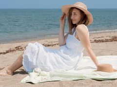 Flirty_Feline - female with brown hair webcam at ImLive