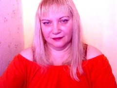 NatulichkaLovOzone - blond female with  small tits webcam at ImLive