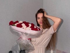 Flowna from ImLive