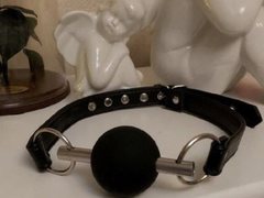 GiaSimmons - female with black hair webcam at ImLive