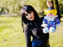 InoccentWet - female with black hair webcam at ImLive