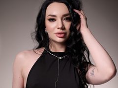 Goddess_Allika - female with black hair webcam at ImLive