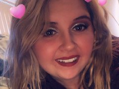 goddessash0 - blond female webcam at ImLive